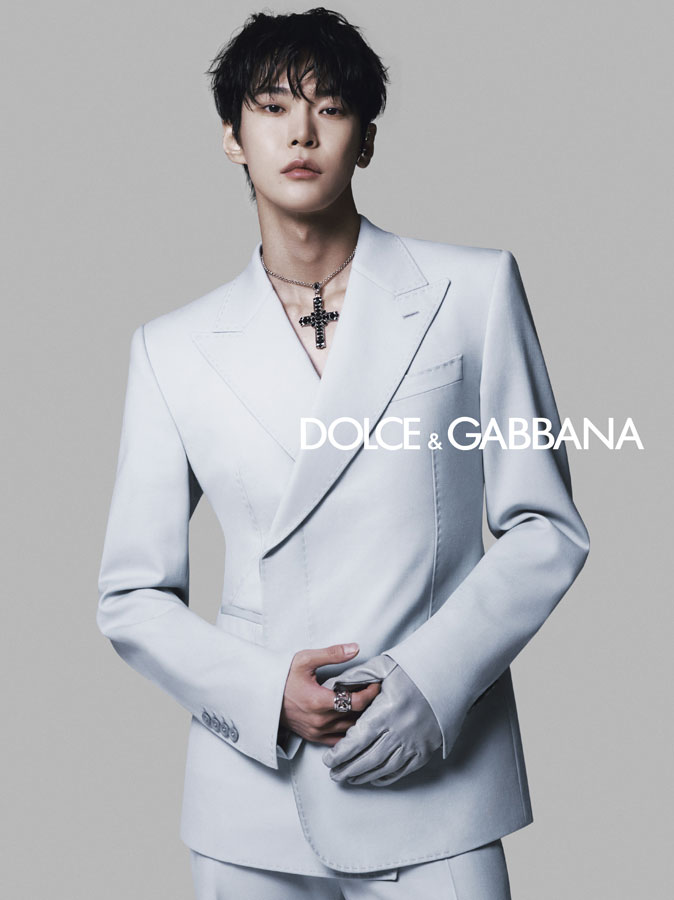 Doyoung đại sứ Dolce&Gabbana 