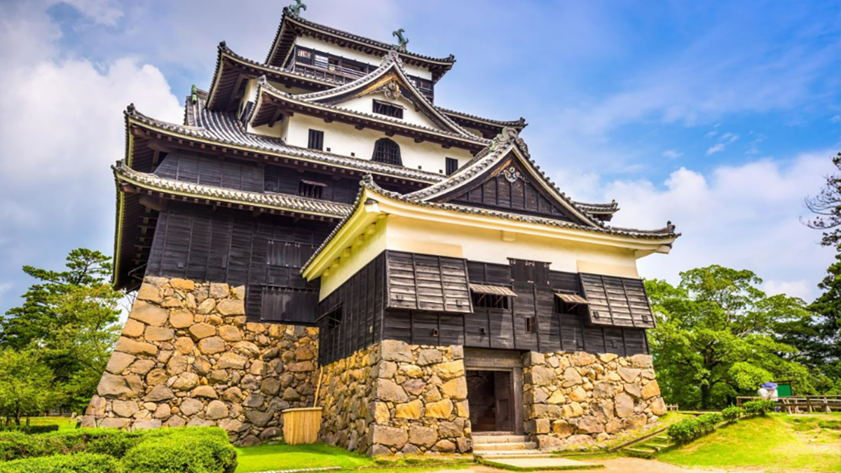 10 lâu đài đẹp nhất Nhật Bản