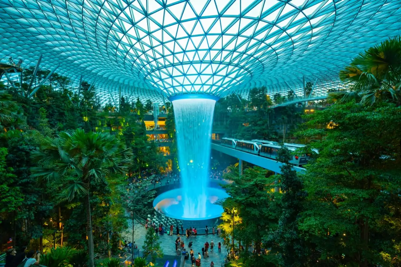 Sân bay Changi thêm thác nước ảo cao 14 m
