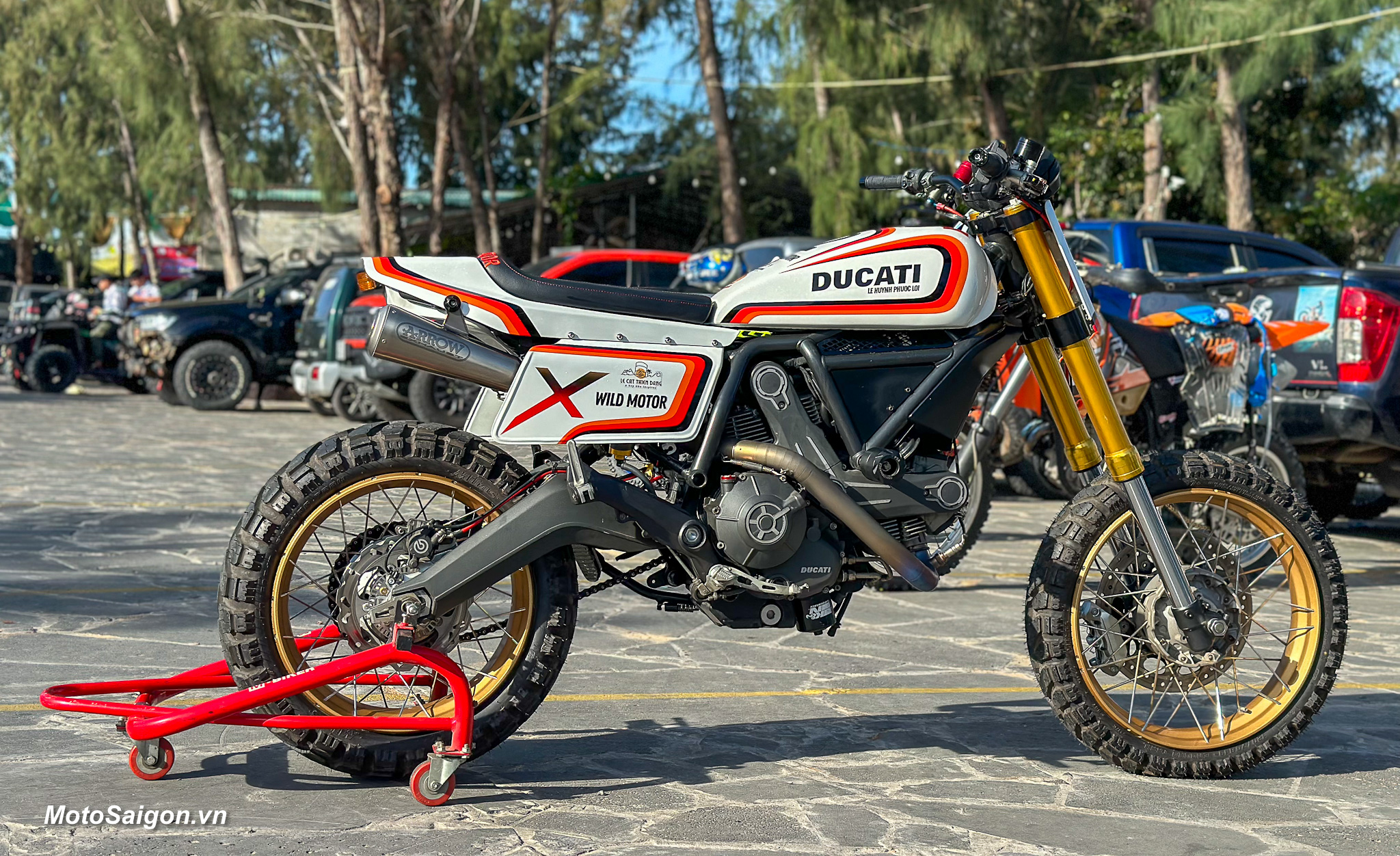 Chất chơi Ducati Scrambler độ Dirt Track tranh tài tại HTV Challenge 2023