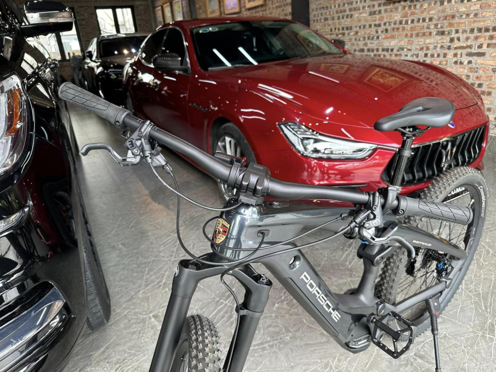 Xe đạp điện Porsche eBike Cross giá hơn 235 triệu đồng mới về Việt Nam có gì hay?