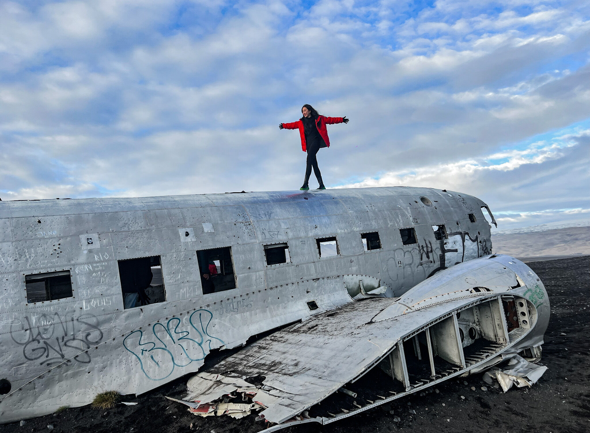 du lịch iceland tàn tích máy bay