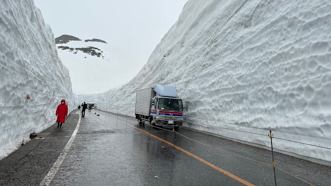 Cung đường tuyết trắng.