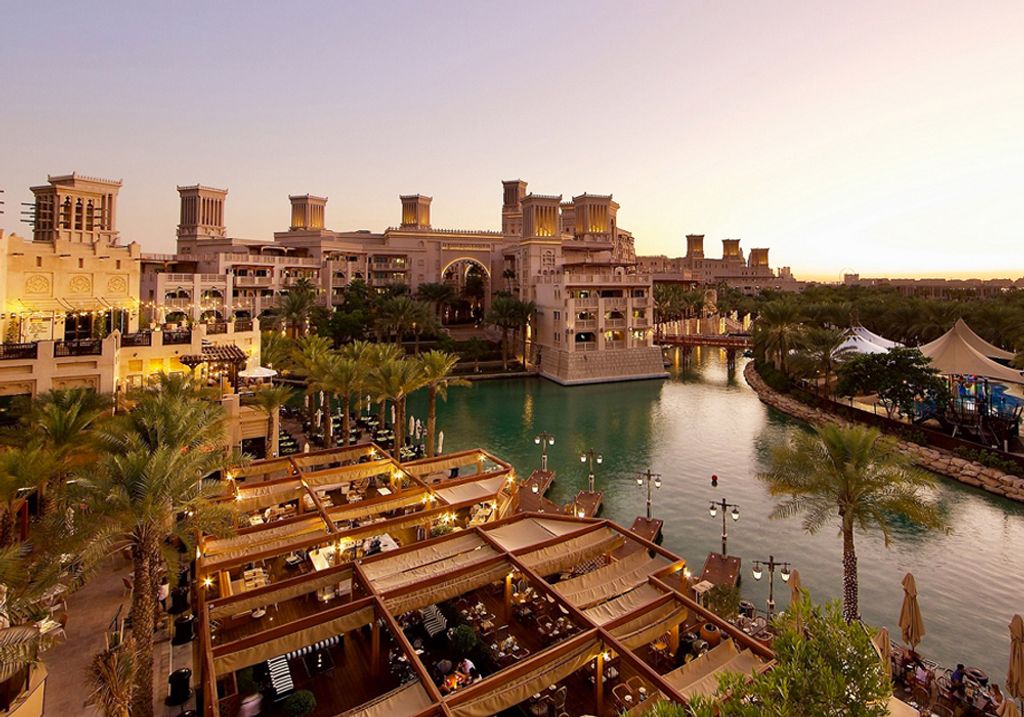 Souk Madinat Boardwalk Comes to Life with K-array
