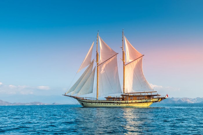 Du thuyền Lamima là chiếc du thuyền bằng gỗ lớn nhất thế giới.