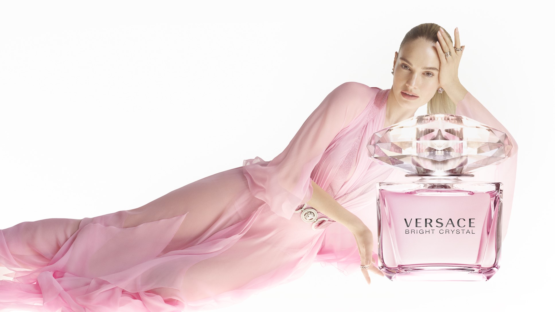 Versace Bright Crystal – Hương thơm của sự thanh lịch vĩnh cửu