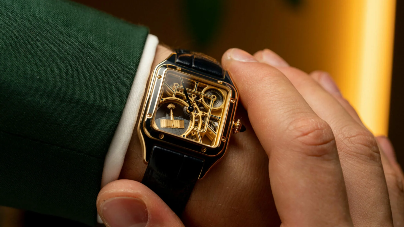 Khám phá những chiếc đồng hồ vượt thời gian của Cartier