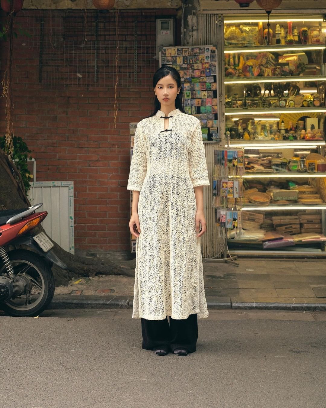 Các local brand áo dài Việt Nam: Hành trình thăng hoa qua hình bóng áo dài