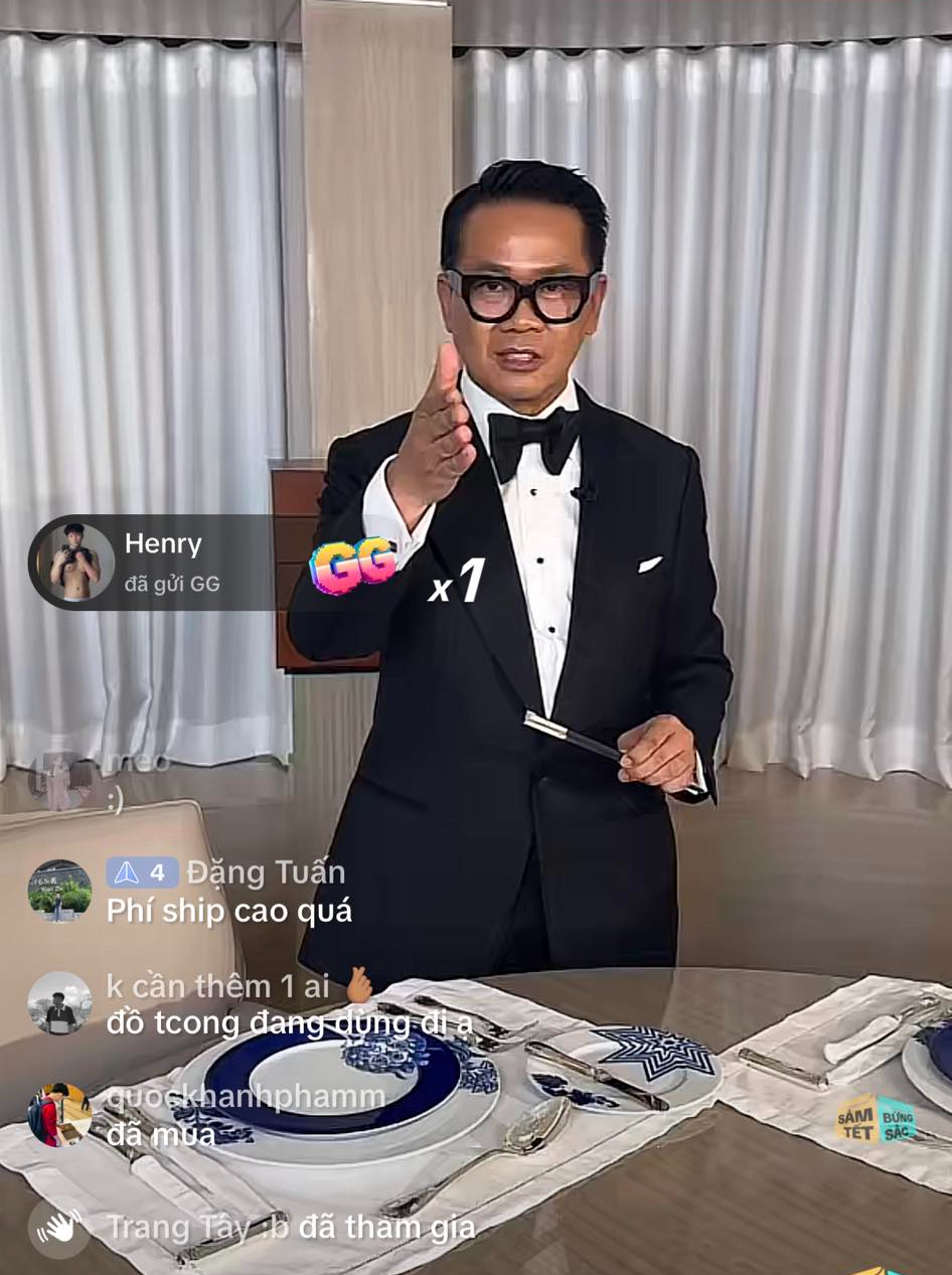 Livestream bán hàng "quý tộc" của NTK Thái Công