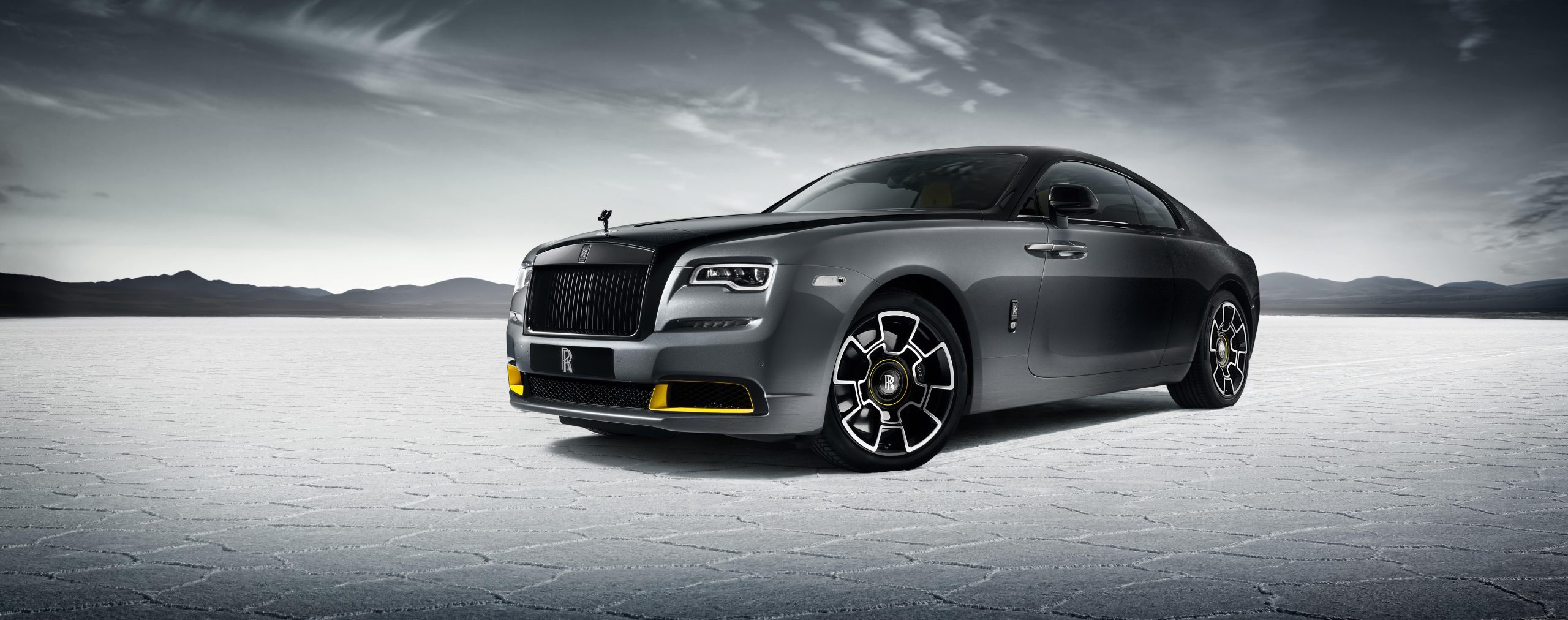 Rolls-Royce Black Badge Wraith Black Arrow: Hồi kết ấn tượng của một kỷ nguyên đột phá