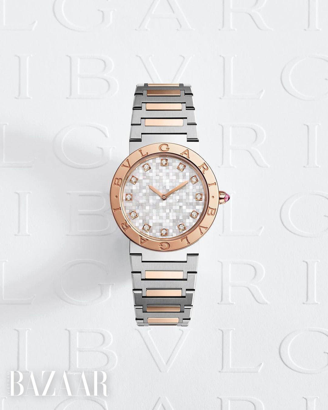 Lisa kết hợp với Bulgari thiết kế đồng hồ phiên bản giới hạn