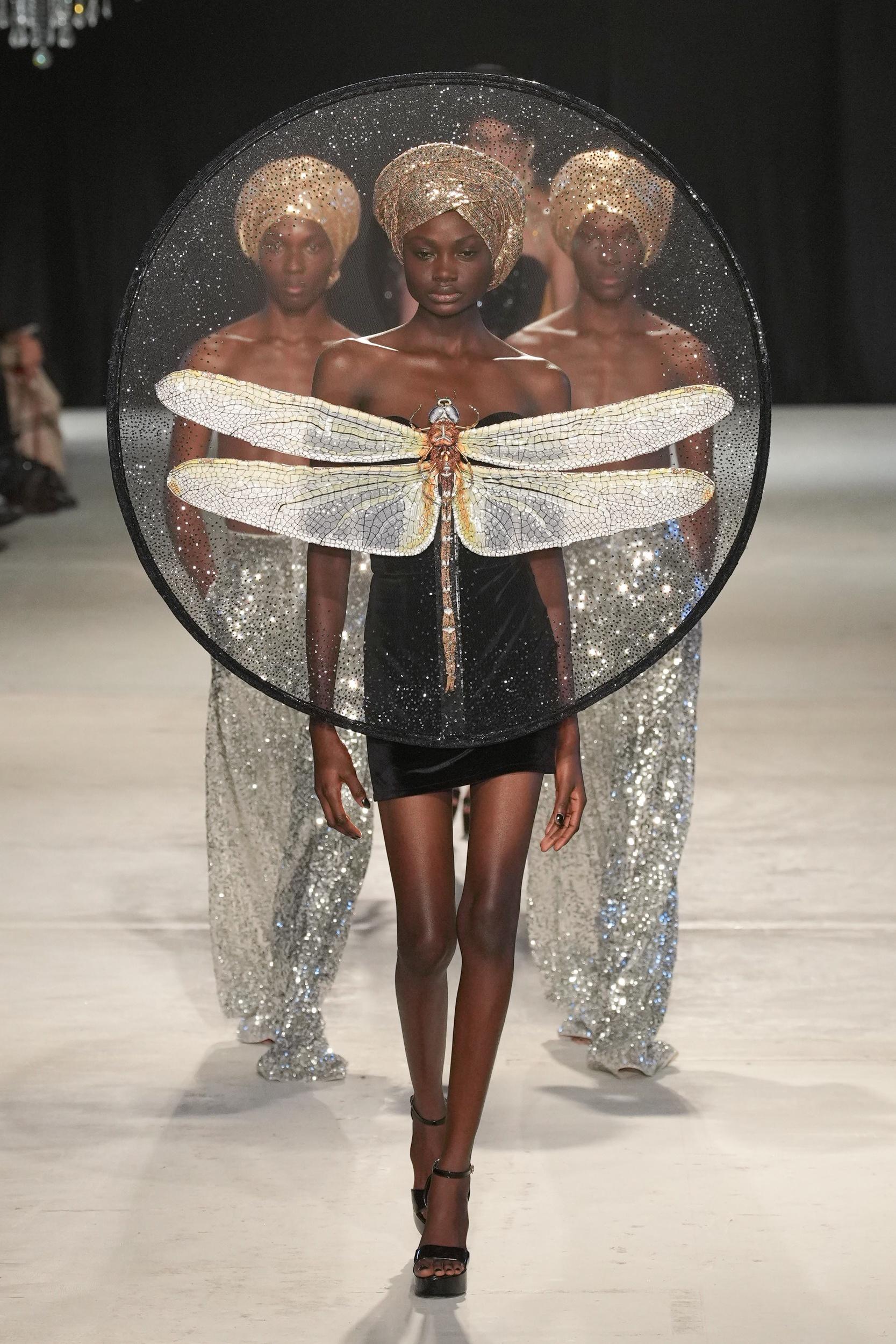 Paris Haute Couture Week 2024: John Galliano là nhất