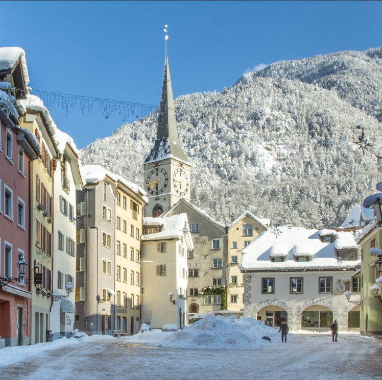 Mùa đông tuyết trắng tại Chur, ngôi làng cổ nhất Thụy Sĩ