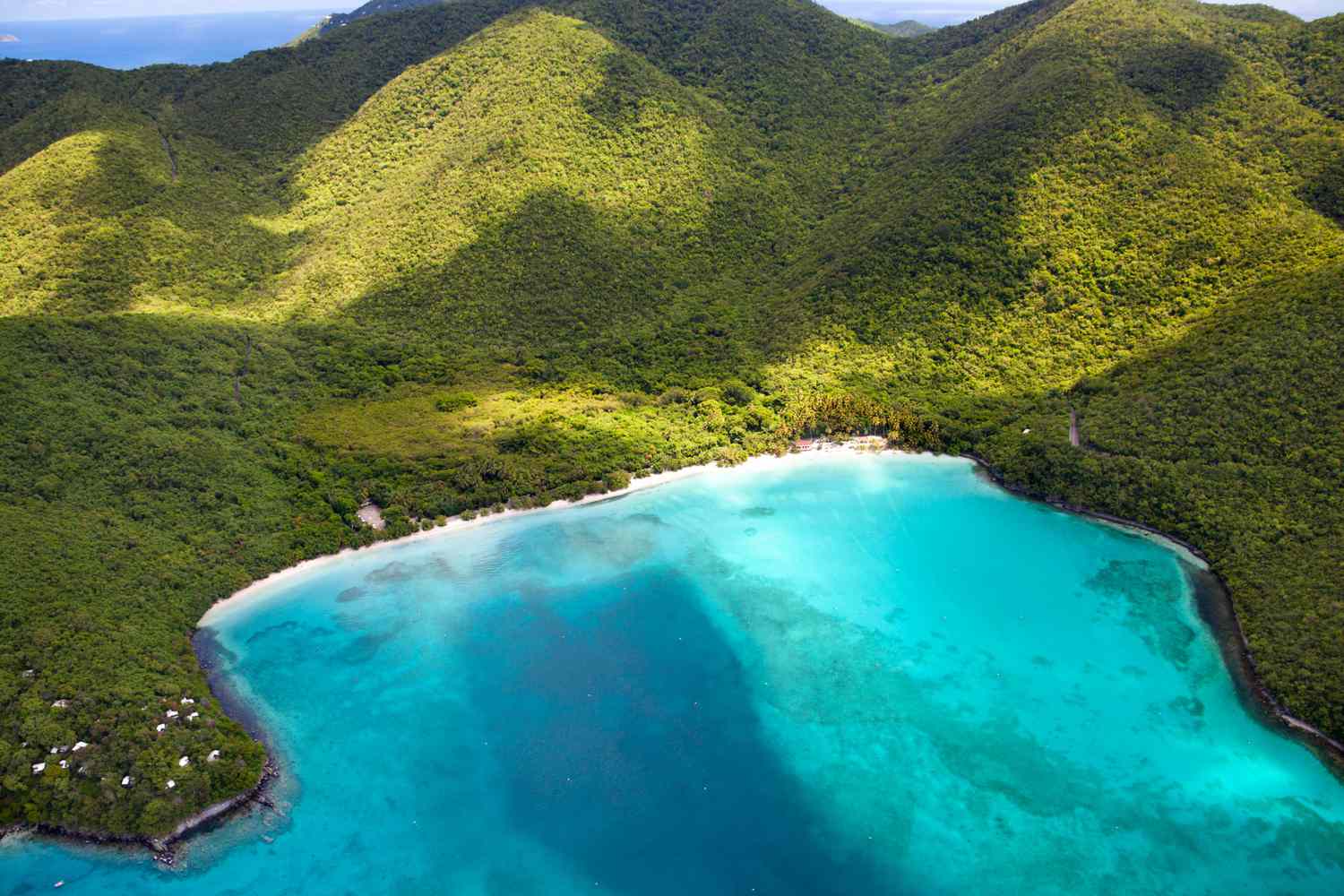 Hòn đảo ở 'cuối thế giới' được rao bán 35 triệu USD