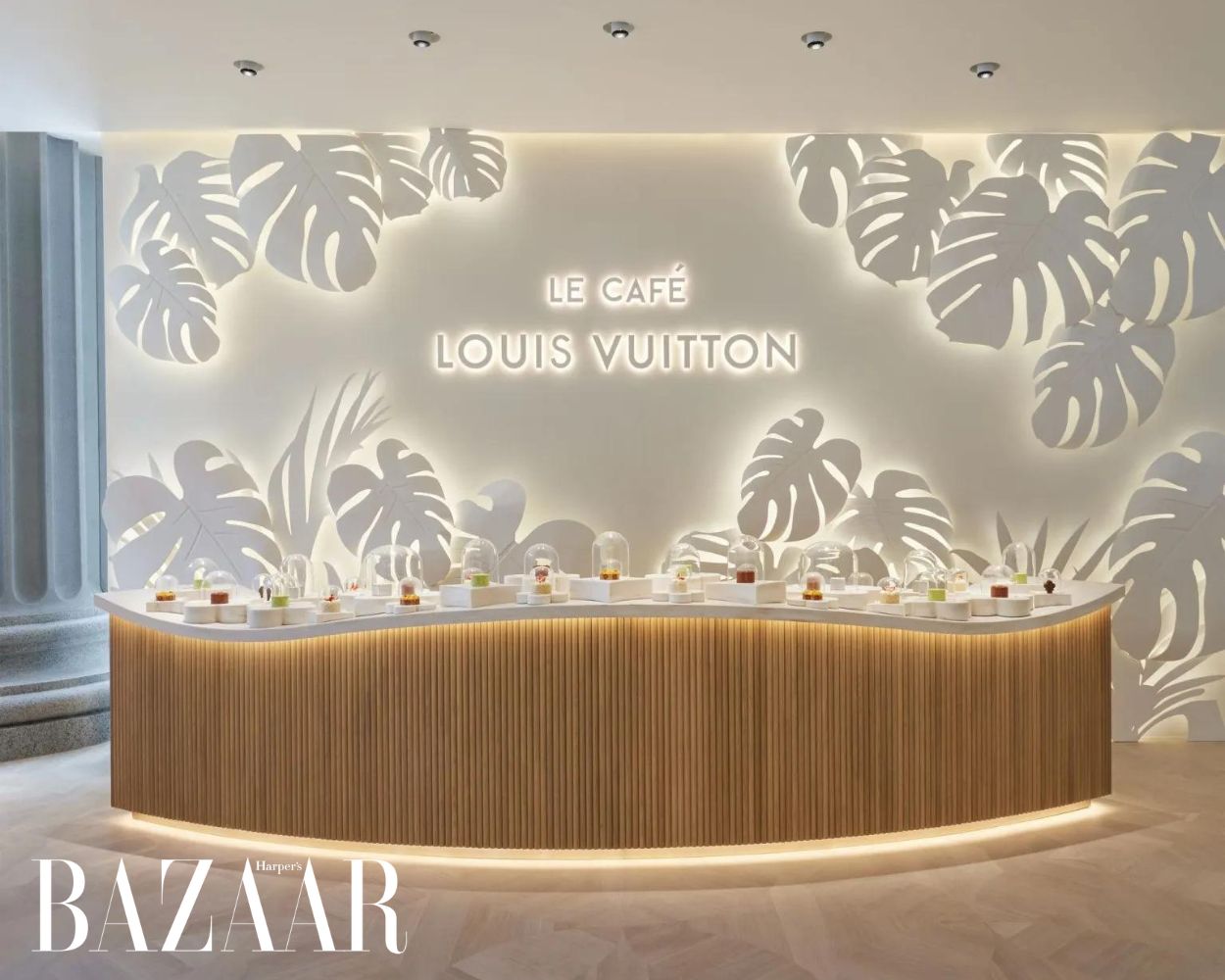 Hot check-in: Cửa hàng LV The Place Bangkok của Louis Vuitton