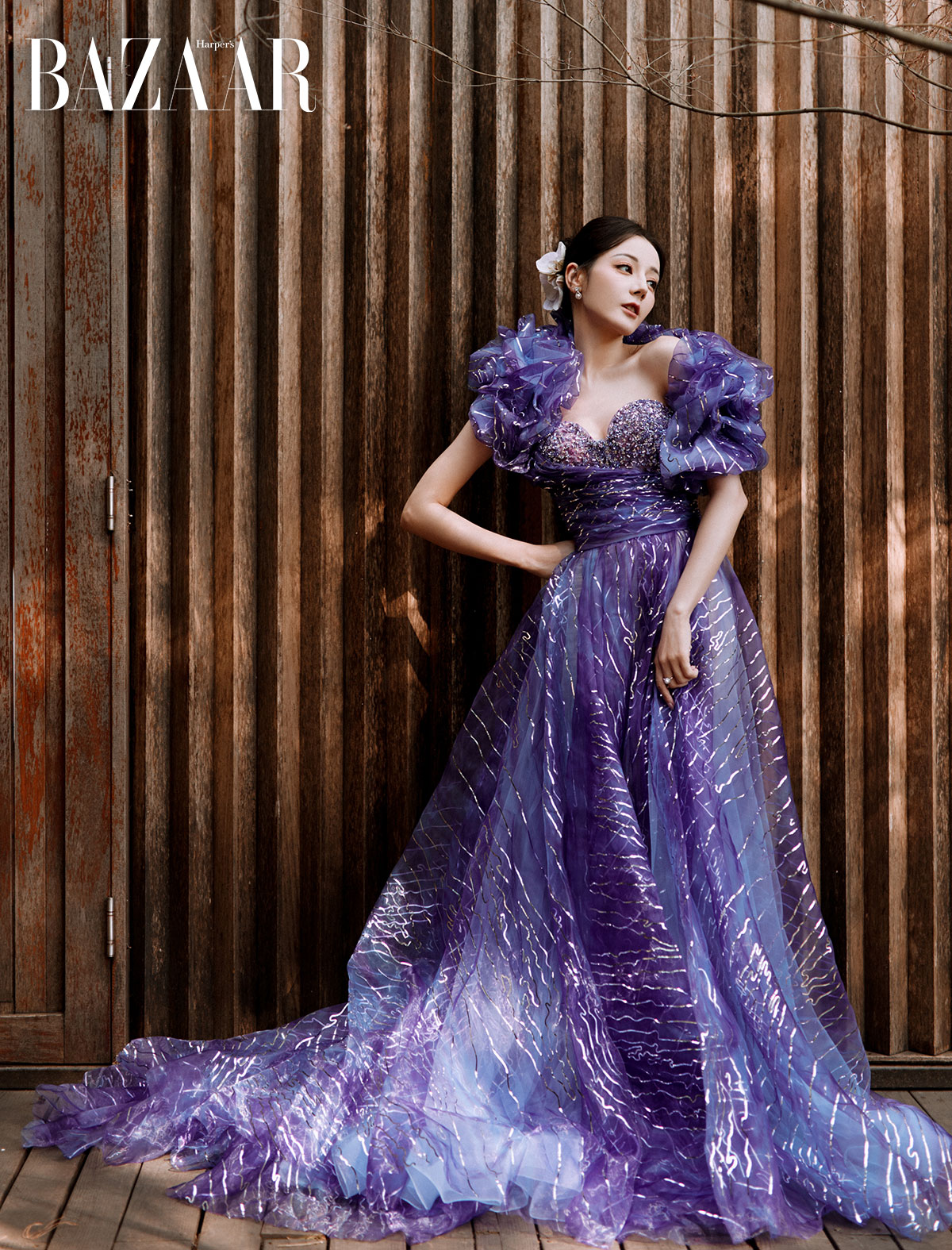 Địch Lệ Nhiệt Ba liên tục diện haute couture trong năm 2024