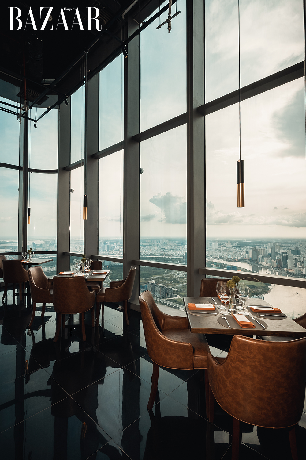 S79 Skyline Dining: Nhà hàng view trên cao sài gòn từ tầng 79