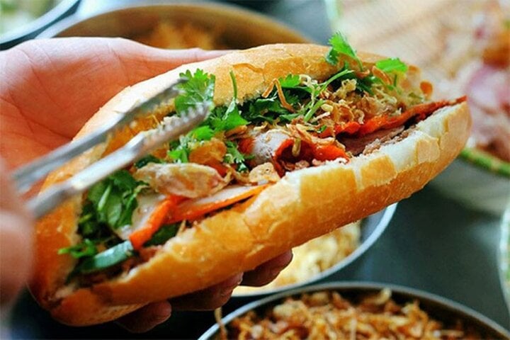 Bánh mì Việt Nam lọt top món ăn ngon nhất thế giới