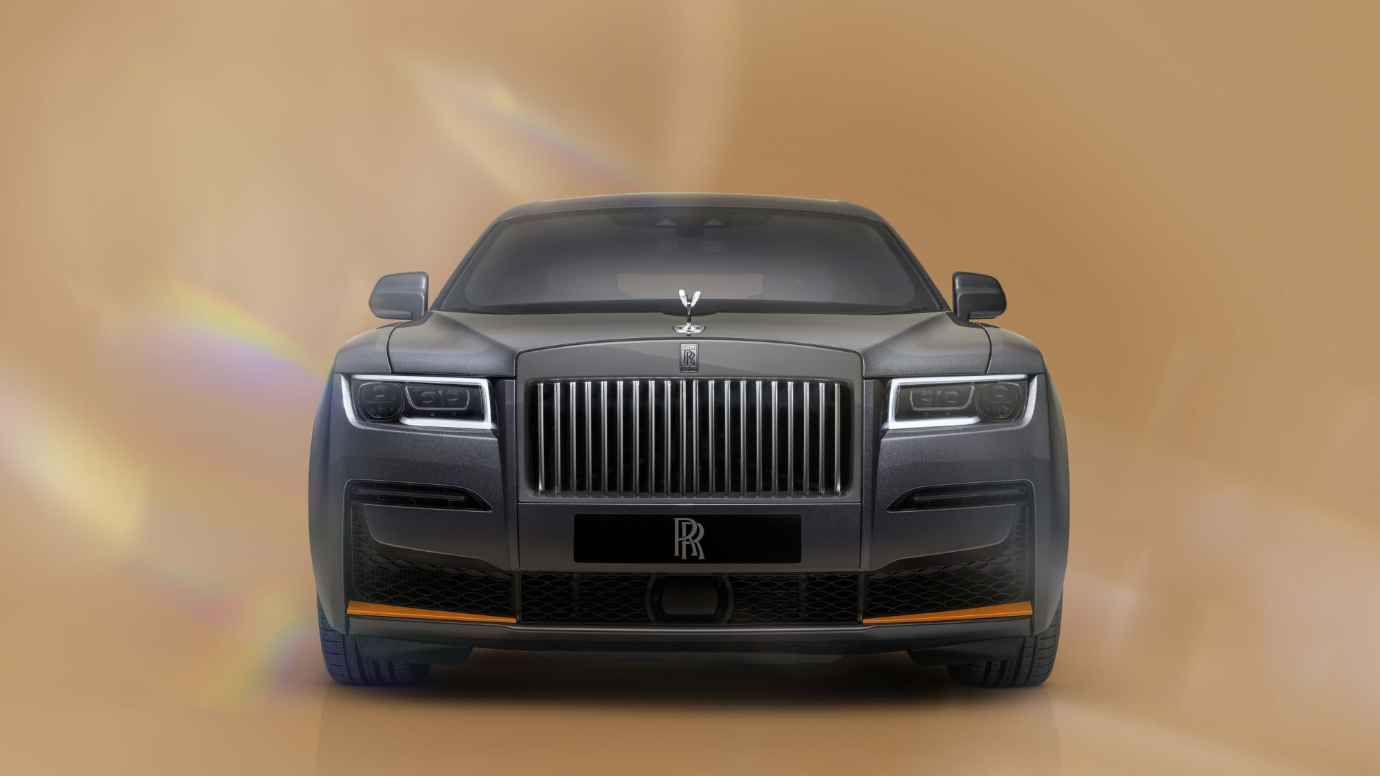 Chiêm ngưỡng “xế hộp” Ghost Prism phiên bản kỷ niệm 120 năm thành lập Rolls-Royce