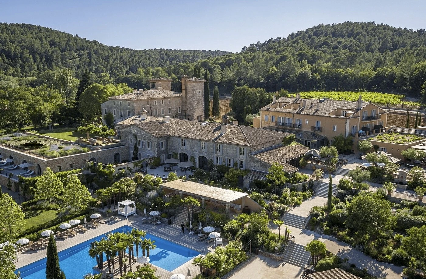 7 khách sạn lâu đài ở Pháp cạnh vườn nho