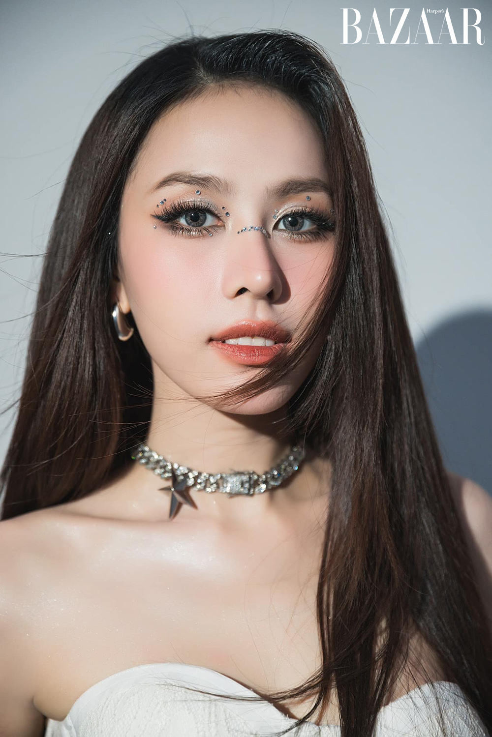 Á hậu Ngọc Hằng đổi nghệ danh debut cùng nhóm nhạc SLAYDIES
