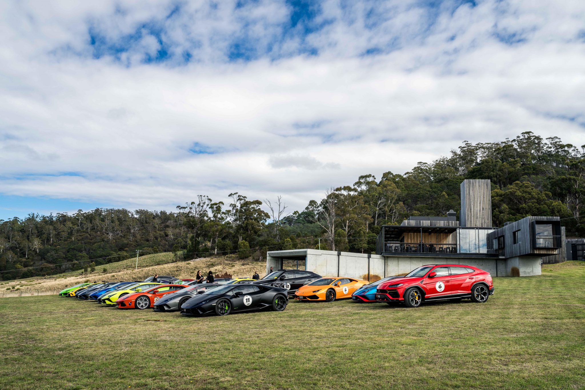 Lamborghini Esperienza Giro Oceania 2024: Tiến thẳng đến Apple Isle cùng những hành trình khó quên tại Tasmania